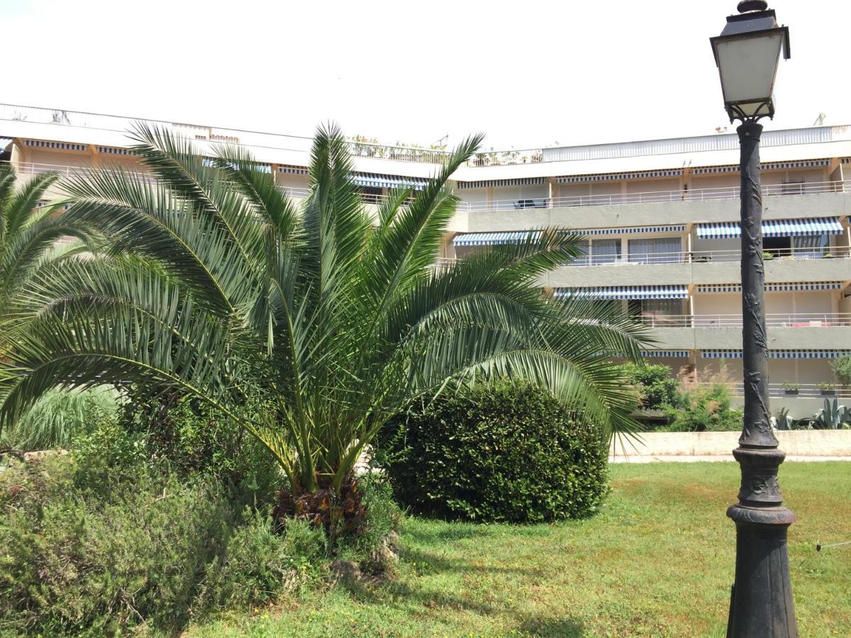 Brigitte Studio Centre Saint Tropez Parking Piscine Wifi Vue Mer Bagian luar foto